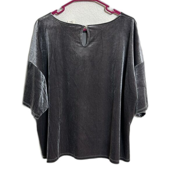 Good Hart short sleeve velvet cropped top size large 24A - Picture 5 of 5